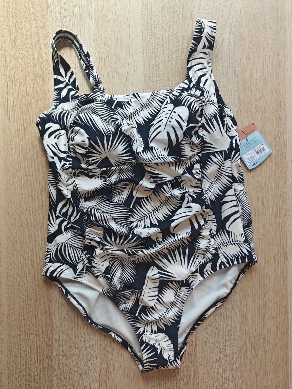 SHADE & SHORE ONE  PIECE TROPICAL PRINT SWIMSUIT (SIZE 17)